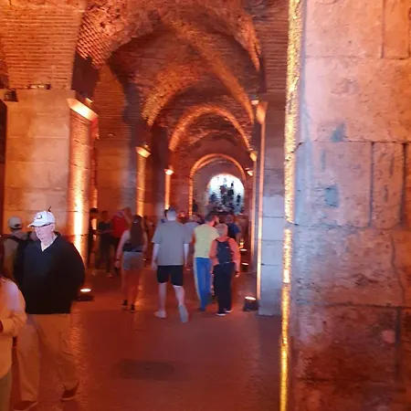 Kamarin Luxury Apartamento Split