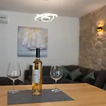 Kamarin Luxury Apartment *