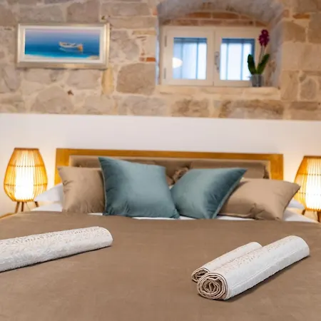 Kamarin Luxury Спліт