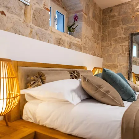 Kamarin Luxury Спліт