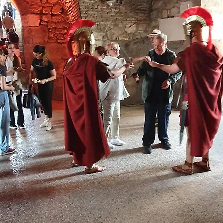 Kamarin Luxury * Спліт