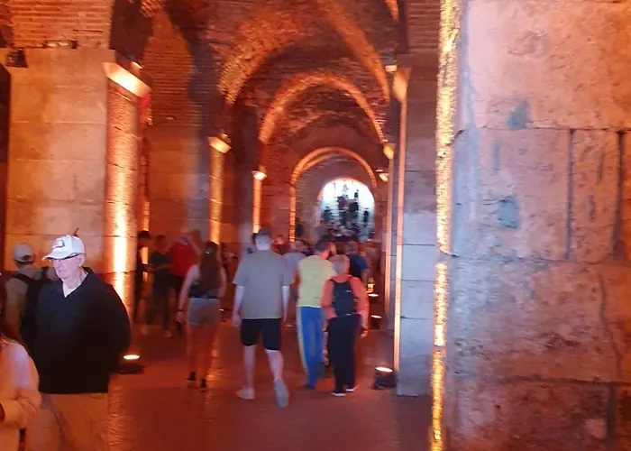 Kamarin Luxury Lägenhet Split